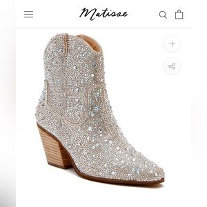 New Rhinestone Cowboy boots size 9.5